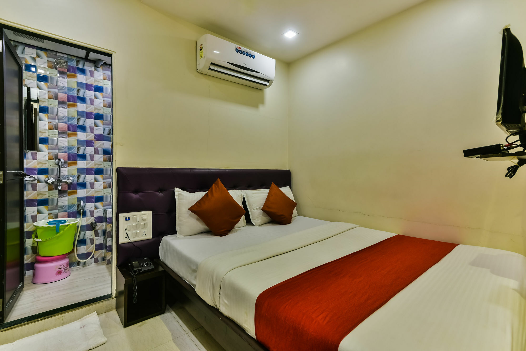 Hotel Guestinn Residency Bombay Extérieur photo
